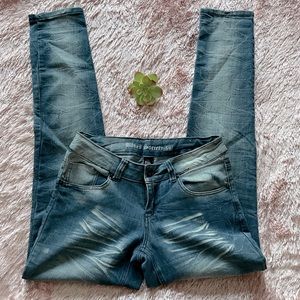 BLUES SOCIETY MIDRISE SKINNY JEANS 🌵